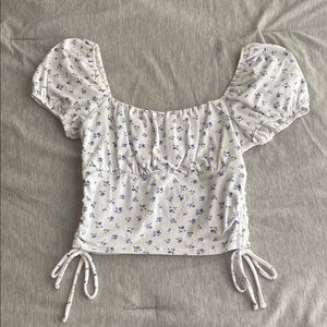 Hollister White Puff Sleeve Crop
